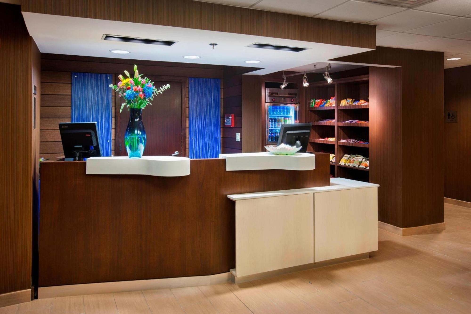 Fairfield Inn By Marriott East Rutherford Meadowlands מראה חיצוני תמונה